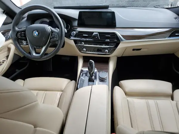 WBAJE7C53KWW29142 2019 BMW 5ER - Image 8
