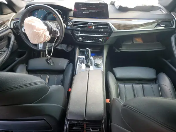 WBAJE7C54JWC55027 2018 BMW 5ER - Image 8