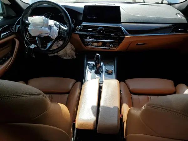 WBAJE7C54JWC55643 2018 BMW 5ER - Image 8