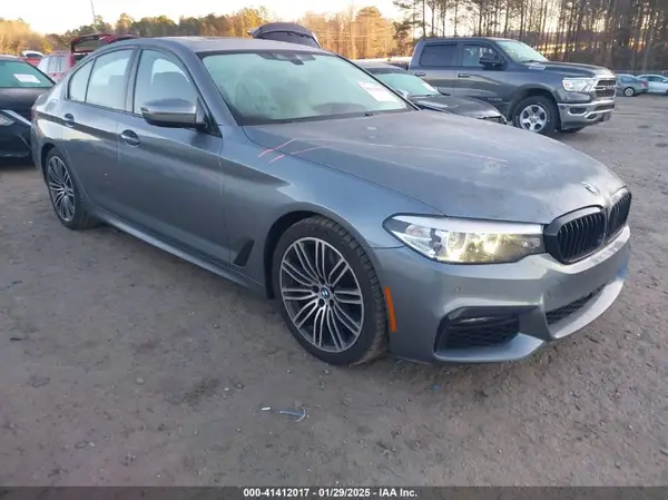 WBAJE7C54KWW18098 2019 BMW 5ER - Image 1