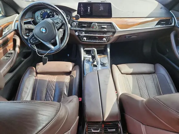 WBAJE7C55JG891379 2018 BMW 5ER - Image 8