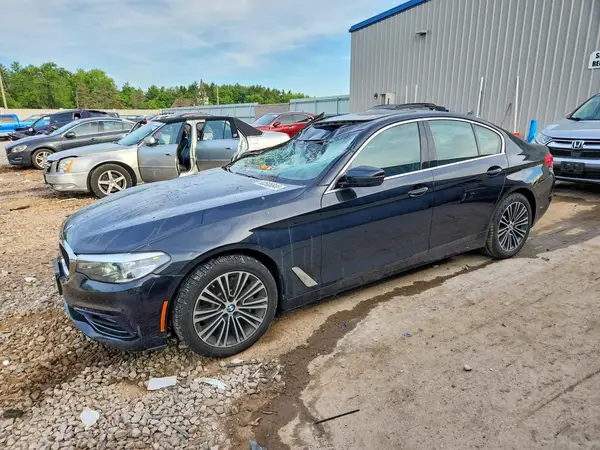 WBAJE7C55JG892225 2018 BMW 5ER - Image 1