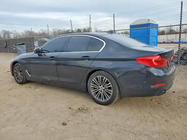 WBAJE7C55KWD55266 2019 BMW 5ER - Image 2