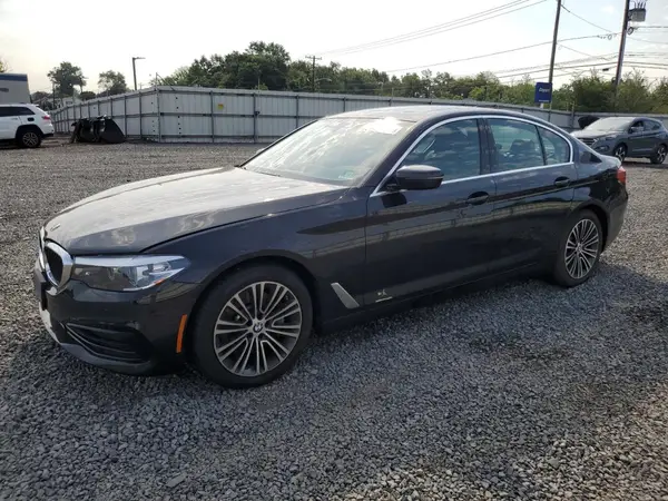 WBAJE7C56KWW08916 2019 BMW 5ER - Image 1