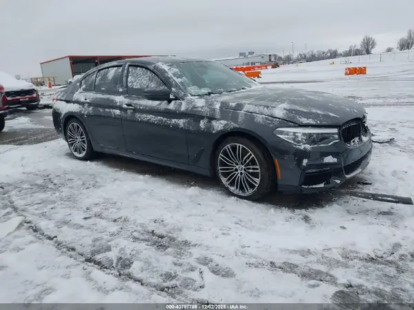 WBAJE7C56KWW12349 2019 BMW 5ER - Image 1