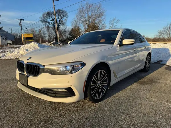 WBAJE7C57JG891917 2018 BMW 5ER - Image 2