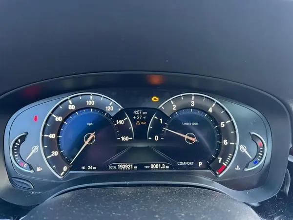 WBAJE7C57JG891917 2018 BMW 5ER - Image 8