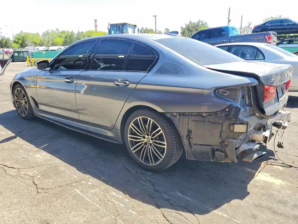 WBAJE7C57JG892176 2018 BMW 5ER - Image 2