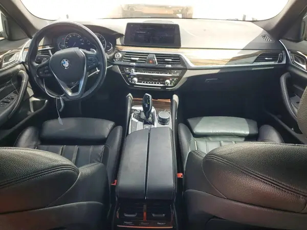 WBAJE7C57JWC55765 2018 BMW 5ER - Image 8