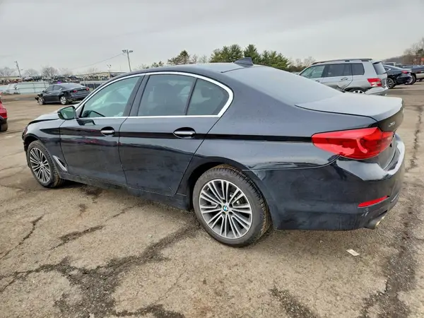 WBAJE7C57JWC56222 2018 BMW 5ER - Image 2