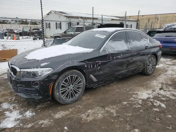WBAJE7C57KWD55107 2019 BMW 5ER - Image 1