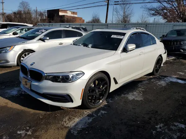 WBAJE7C57KWD55382 2019 BMW 5ER - Image 1