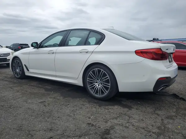 WBAJE7C57KWW16703 2019 BMW 5ER - Image 2