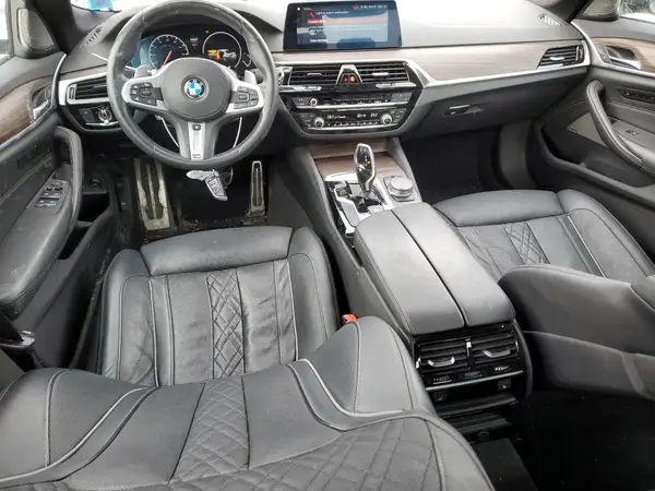 WBAJE7C57KWW18404 2019 BMW 5ER - Image 8