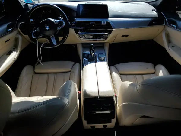 WBAJE7C57KWW20203 2019 BMW 5ER - Image 8