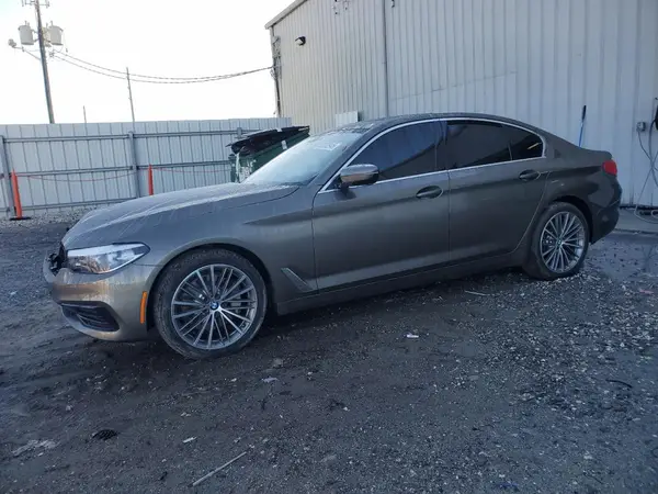 WBAJE7C57KWW30701 2019 BMW 5ER - Image 1