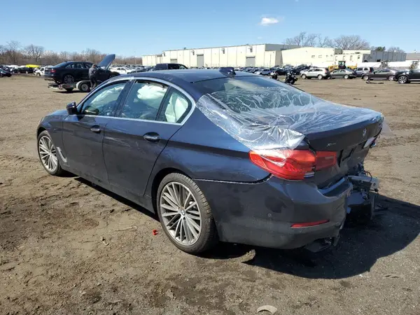 WBAJE7C58JWD52263 2018 BMW 5ER - Image 2