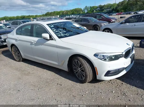 WBAJE7C58JWD52604 2018 BMW 5ER - Image 1