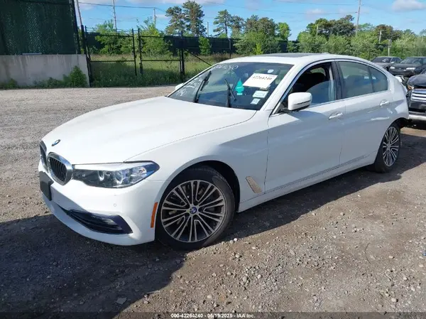 WBAJE7C58JWD52604 2018 BMW 5ER - Image 2