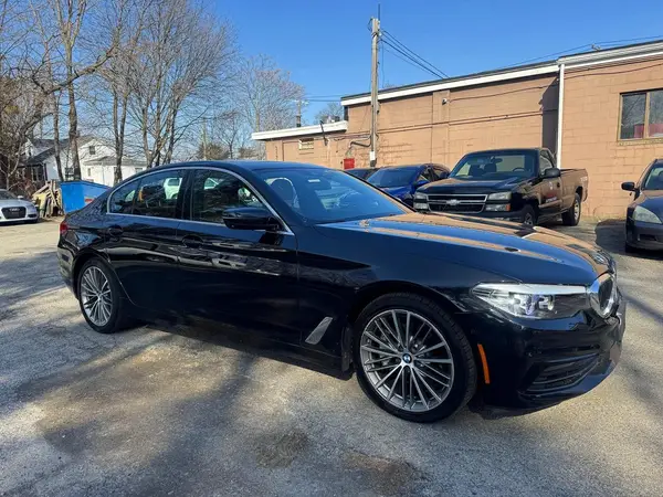 WBAJE7C58KWW14782 2019 BMW 5ER - Image 1