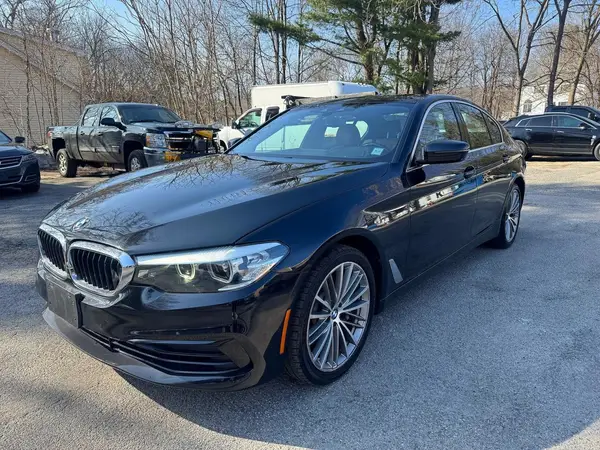 WBAJE7C58KWW14782 2019 BMW 5ER - Image 2