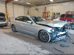WBAJE7C58KWW20307 2019 BMW 5ER
