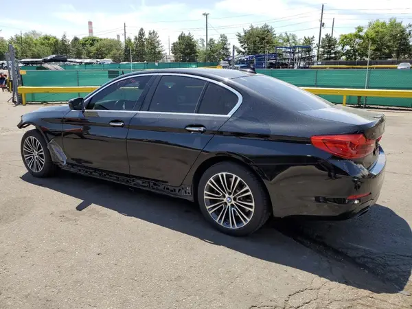 WBAJE7C59JWC55928 2018 BMW 5ER - Image 2