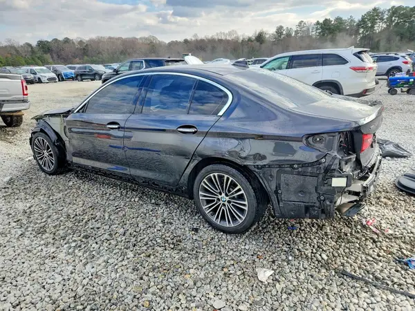 WBAJE7C59JWC55931 2018 BMW 5ER - Image 2