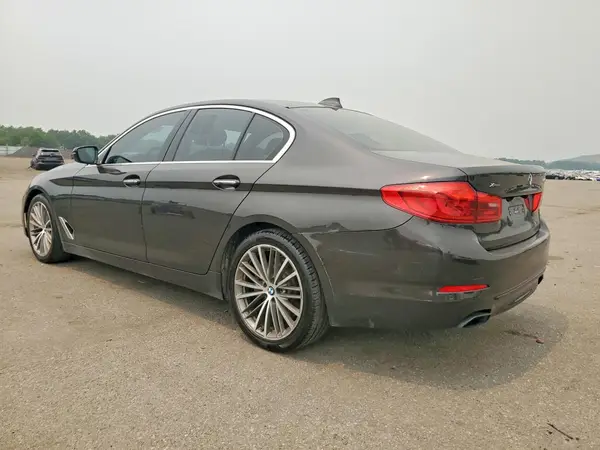 WBAJE7C59JWC56108 2018 BMW 5ER - Image 2