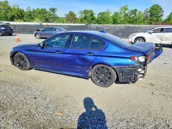 WBAJE7C59JWD52028 2018 BMW 5ER - Image 2