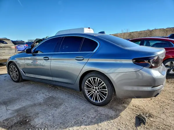 WBAJE7C59KWW14936 2019 BMW 5ER - Image 2