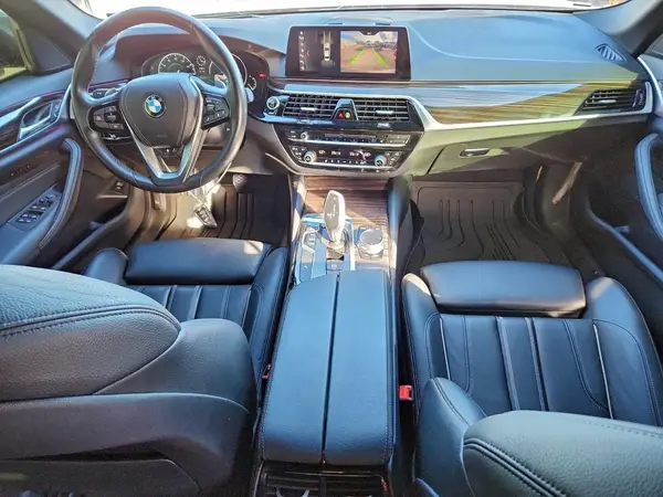 WBAJE7C59KWW14936 2019 BMW 5ER - Image 8
