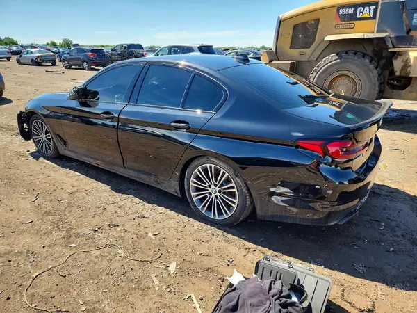 WBAJE7C59KWW18467 2019 BMW 5ER - Image 2