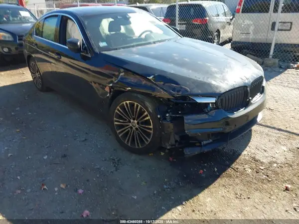 WBAJE7C5XKWW14606 2019 BMW 5ER - Image 1