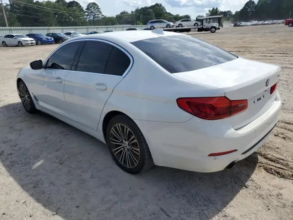 WBAJR3C0XLWW63677 2020 BMW 5ER - Image 2