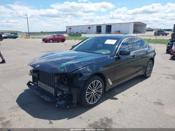 WBAJR7C00LBP96334 2020 BMW 5ER - Image 2