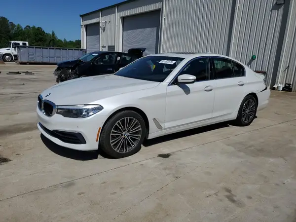 WBAJR7C08LCD67648 2020 BMW 5ER - Image 1