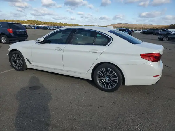 WBAJR7C09LCE07428 2020 BMW 5ER - Image 2