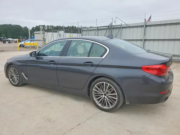 WBAJS1C00LCD14962 2020 BMW 5ER - Image 2
