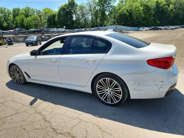 WBAJS3C08LCE05666 2020 BMW 5ER - Image 2