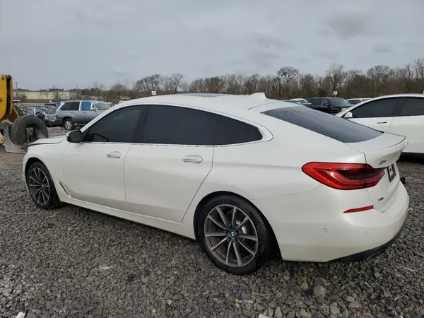 WBAJV6C51JBJ99434 2018 BMW 6ER - Image 2