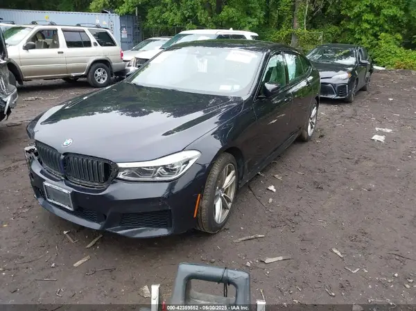 WBAJV6C54KBK08483 2019 BMW 6ER - Image 2