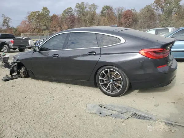 WBAJV6C59KBK08320 2019 BMW 6ER - Image 2