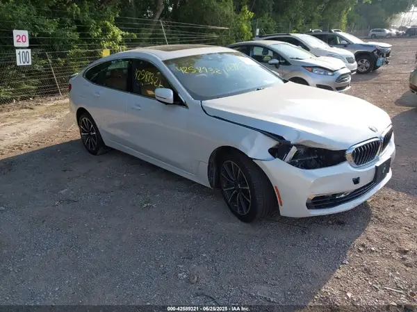WBAJV6C59KBK08978 2019 BMW 6ER - Image 1