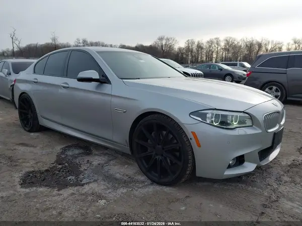 WBAKN9C55GD962624 2016 BMW 5ER - Image 1