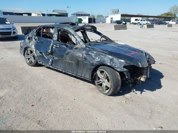 WBAKN9C56GD962728 2016 BMW 5ER - Image 1