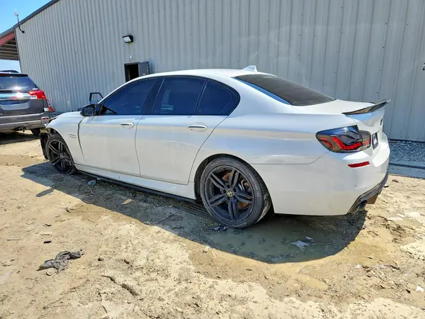 WBAKP9C53GD980596 2016 BMW 5ER - Image 2