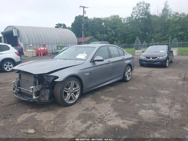WBAKP9C55GD981135 2016 BMW 5ER - Image 2