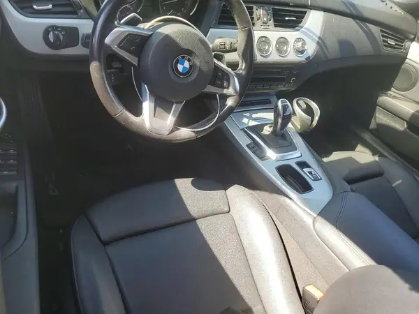 WBALL5C51G5A20151 2016 BMW Z4 - Image 8