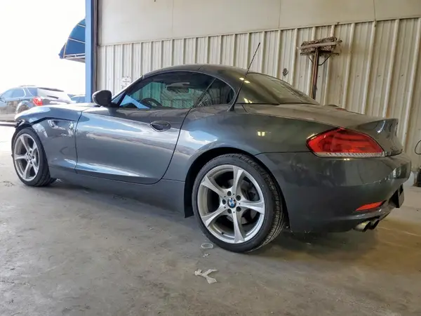 WBALL5C52GJ997836 2016 BMW Z4 - Image 2